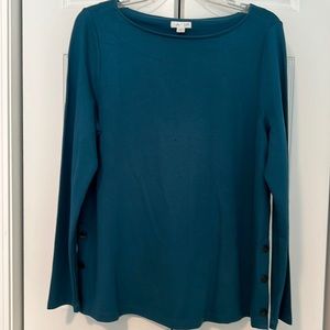 JJill long sleeve tunic. Dark green with button side detail.